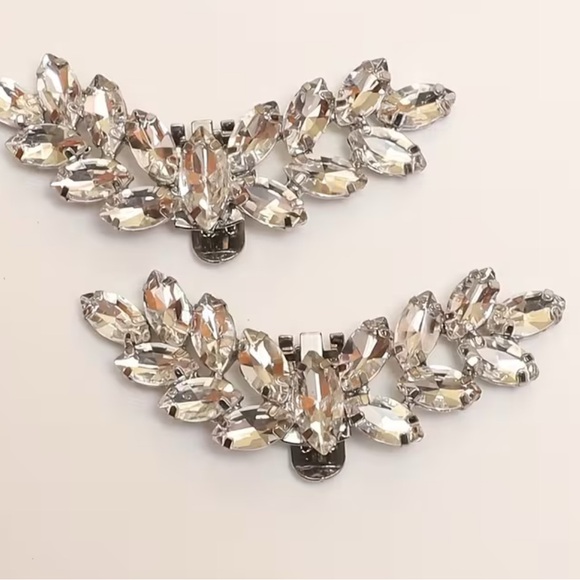 Silver Rhinestone Leaf Shoe Clips (Pair) Crystal Branch Wedding Shoe Accessory - Picture 3 of 3